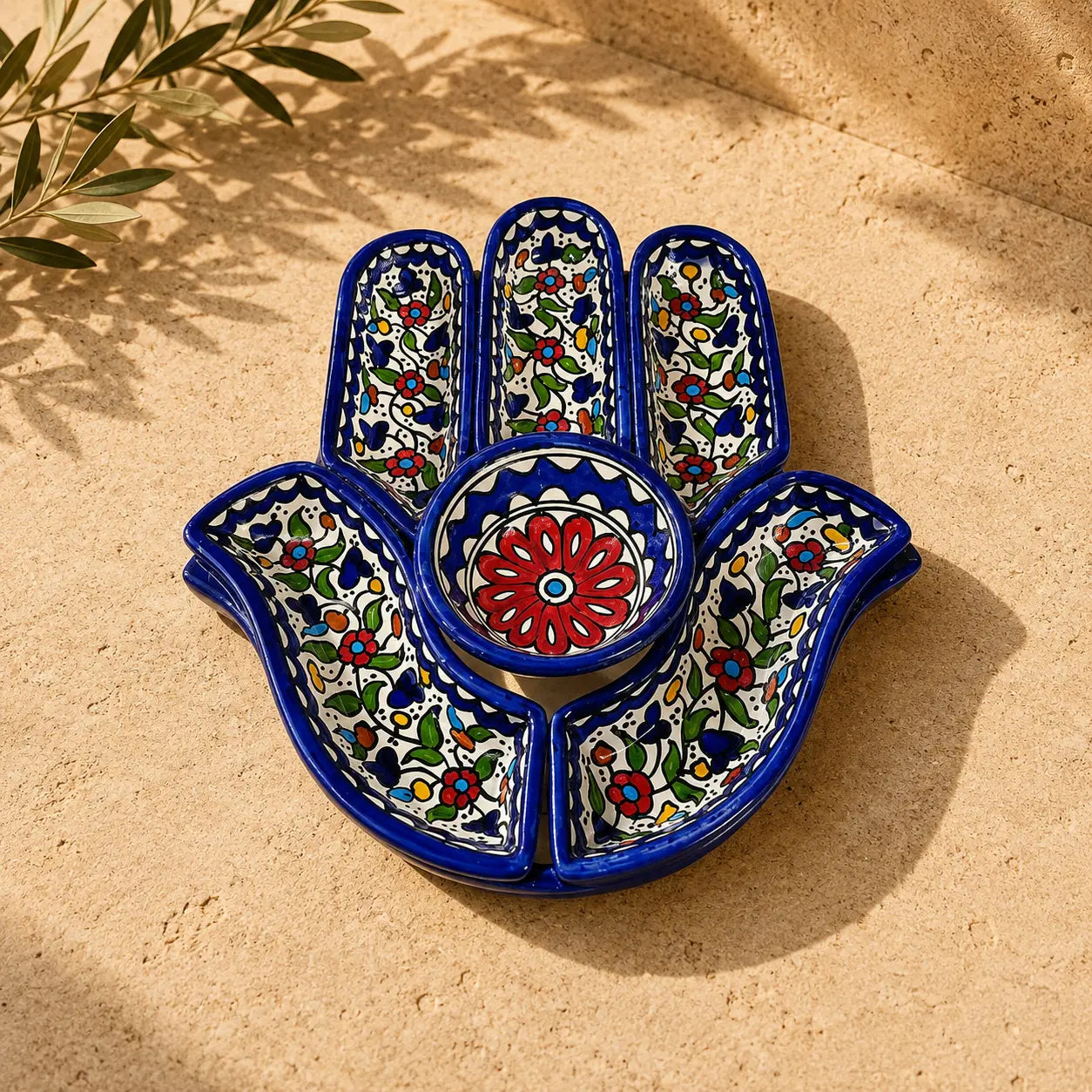 Plateau de noix palestiniennes fait main 32×32×10 cm