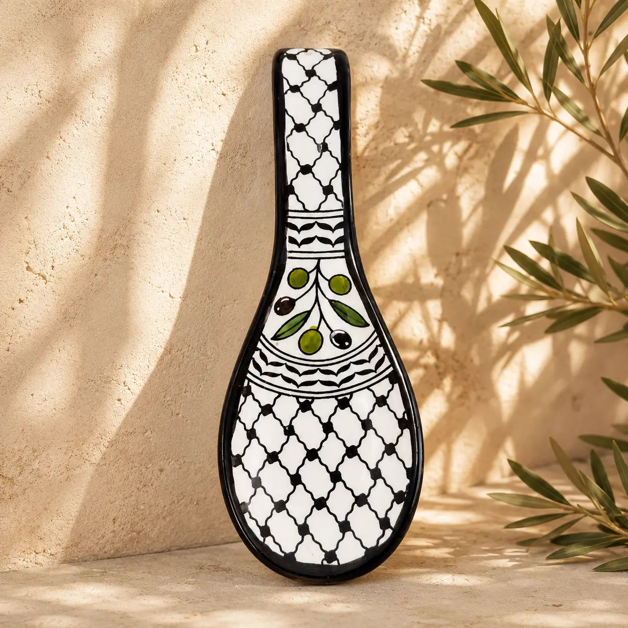 Palestinian Ceramic Spoon Rest – Compact Spoon Holder for Stove & Cooking