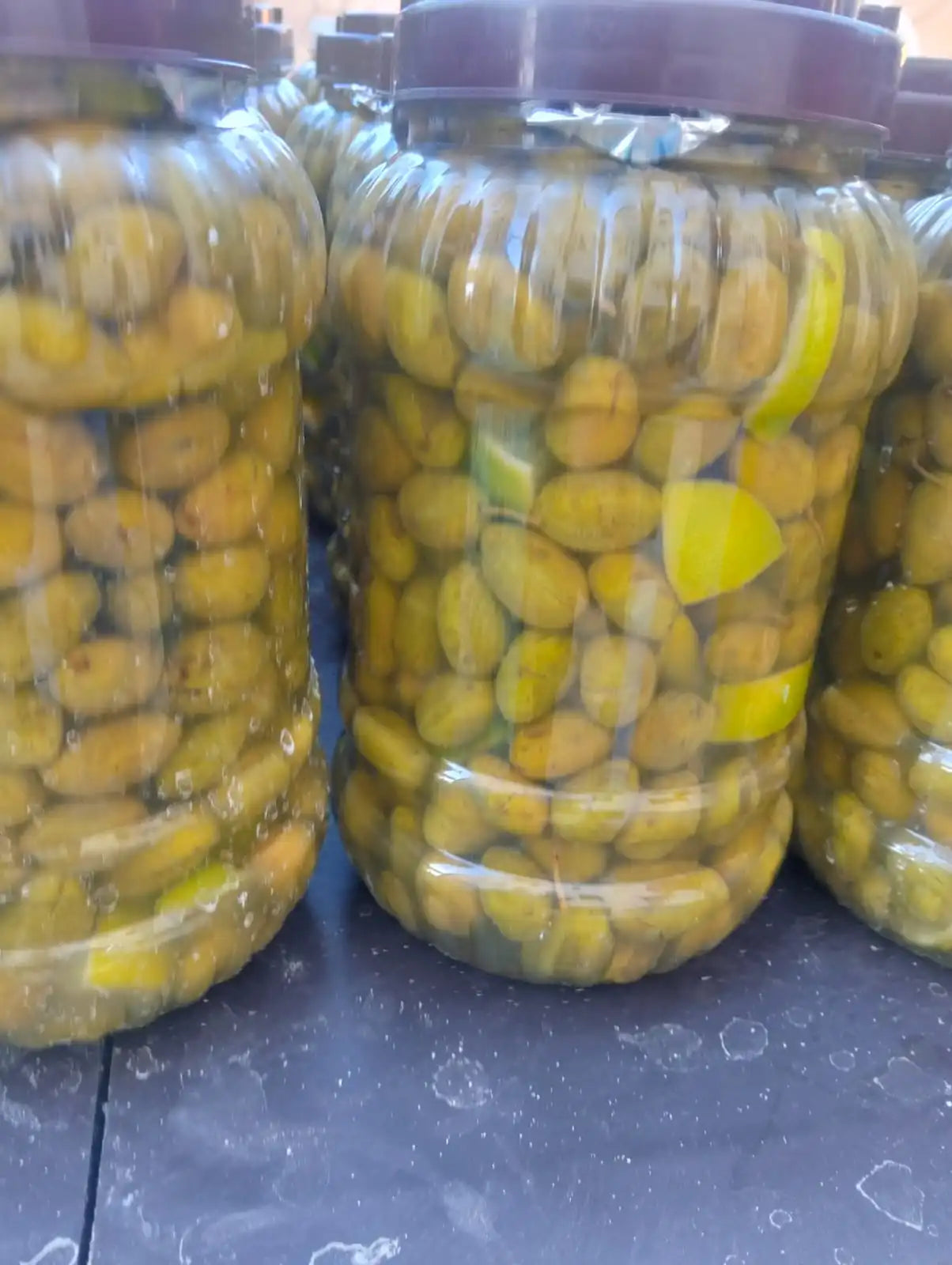 Olives vertes marinées palestiniennes de Jénine