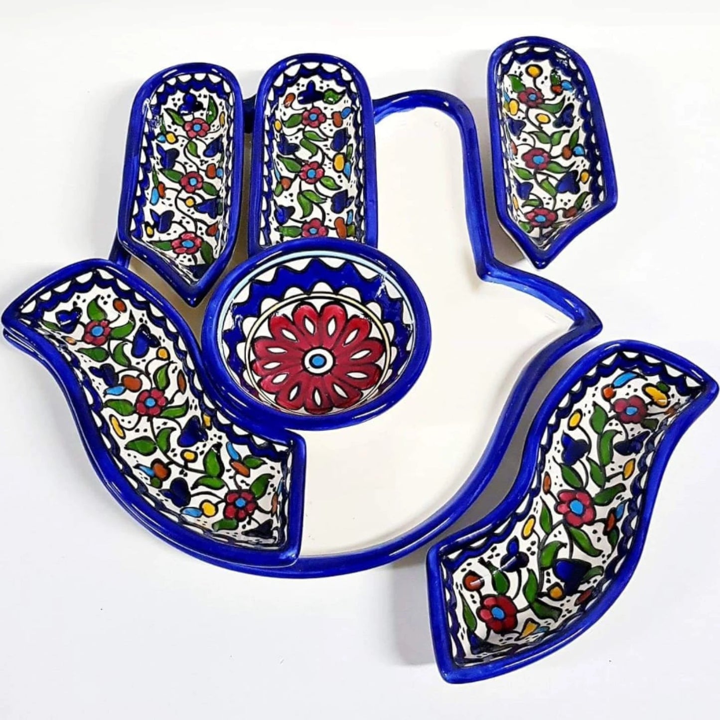 Plateau de noix palestiniennes fait main 32×32×10 cm